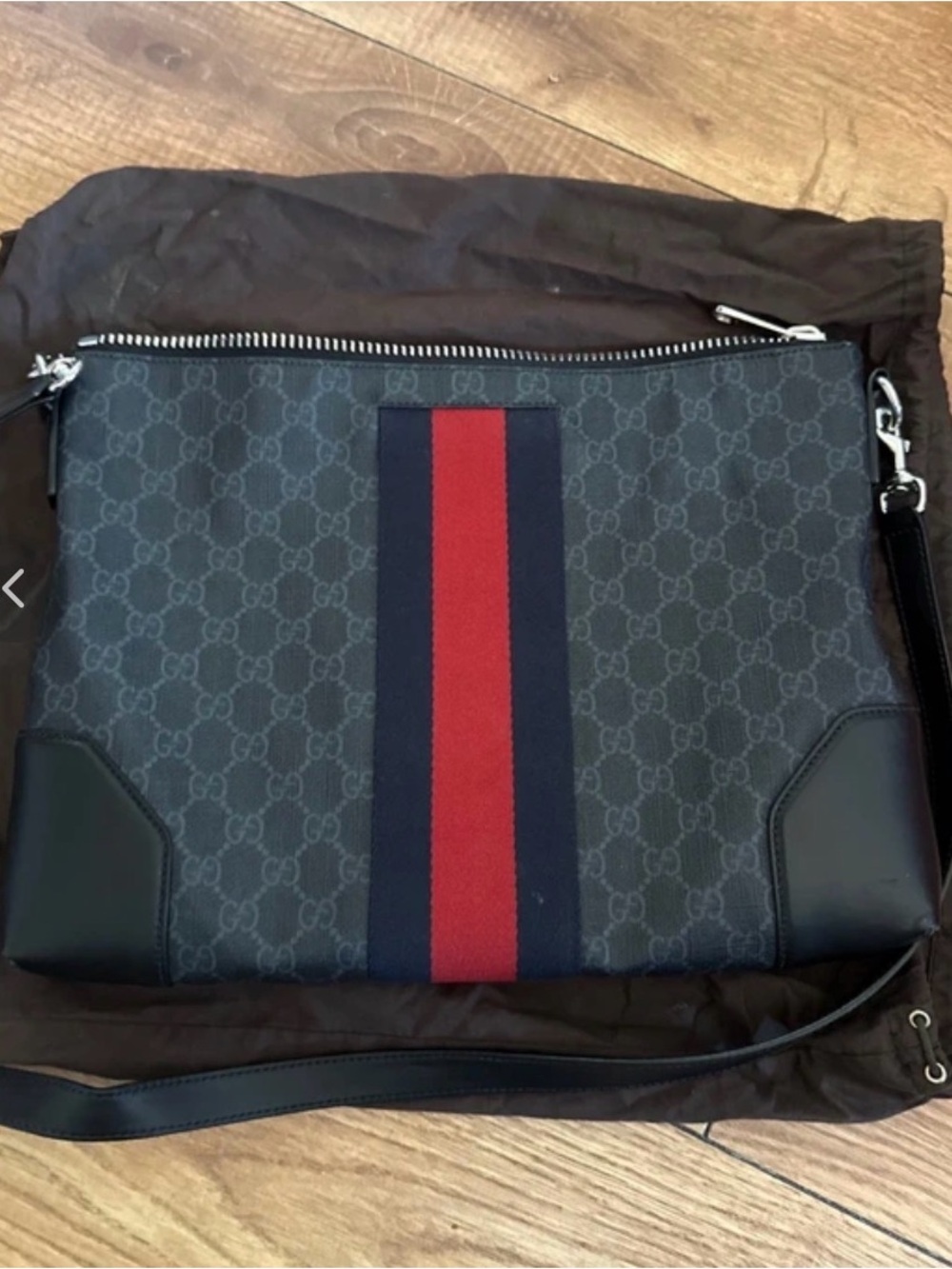 authentic Gucci supreme messenger crossbody bag with duster. Great condition.